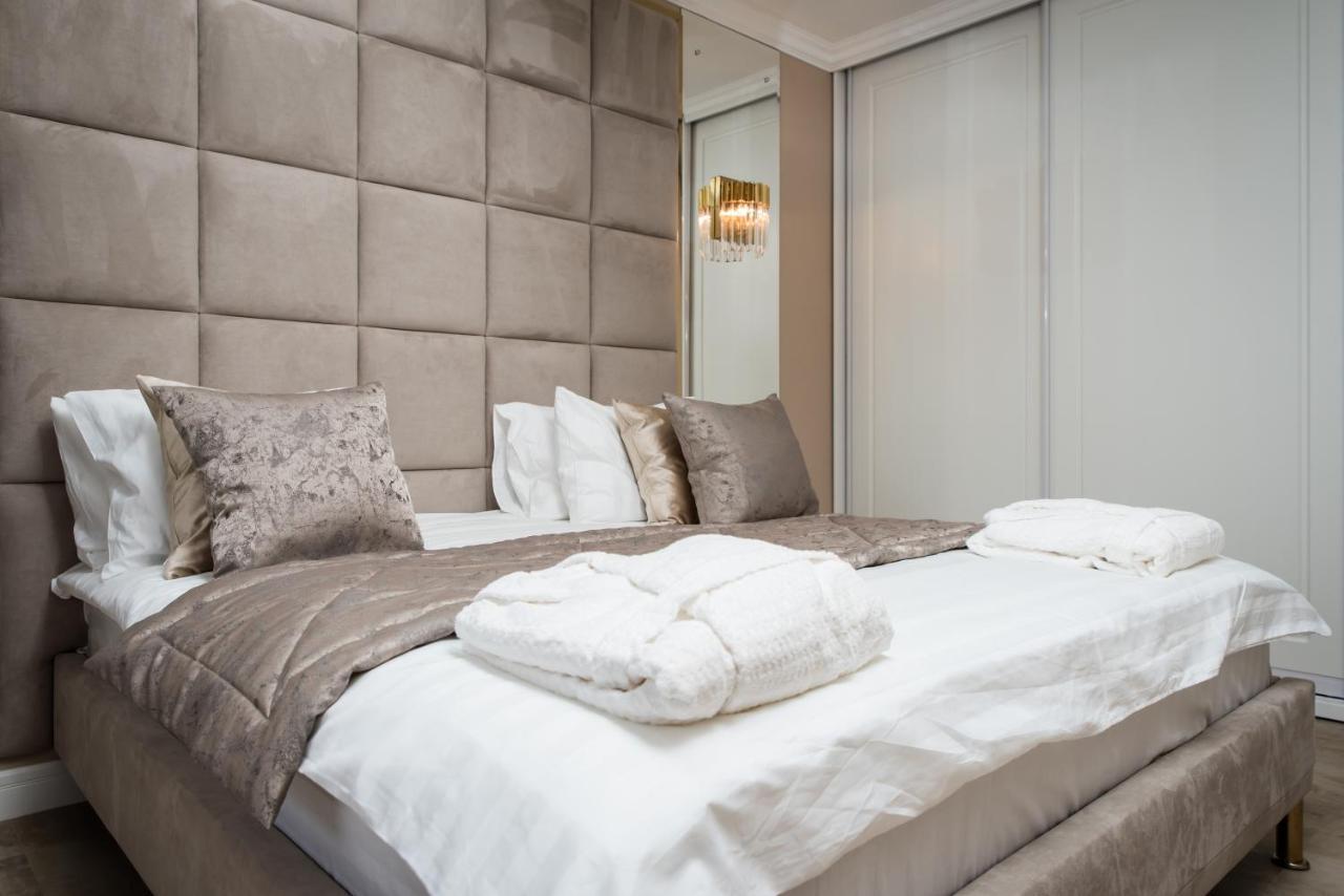 Rakhat Hotel Oral Exteriör bild